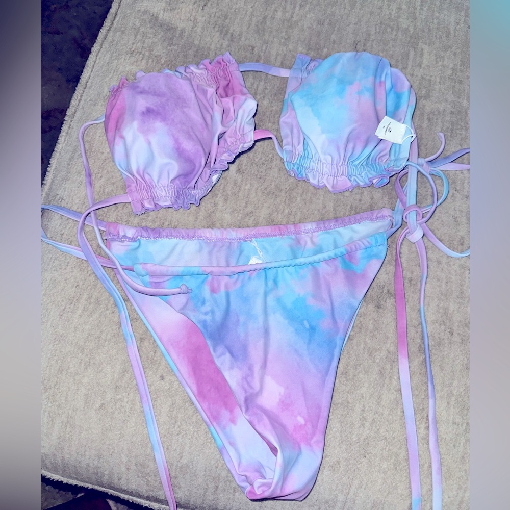 TIE- DYE 2 PIECE BIKINI